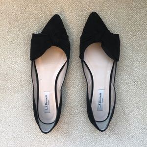 Women’s black LK Bennett flats